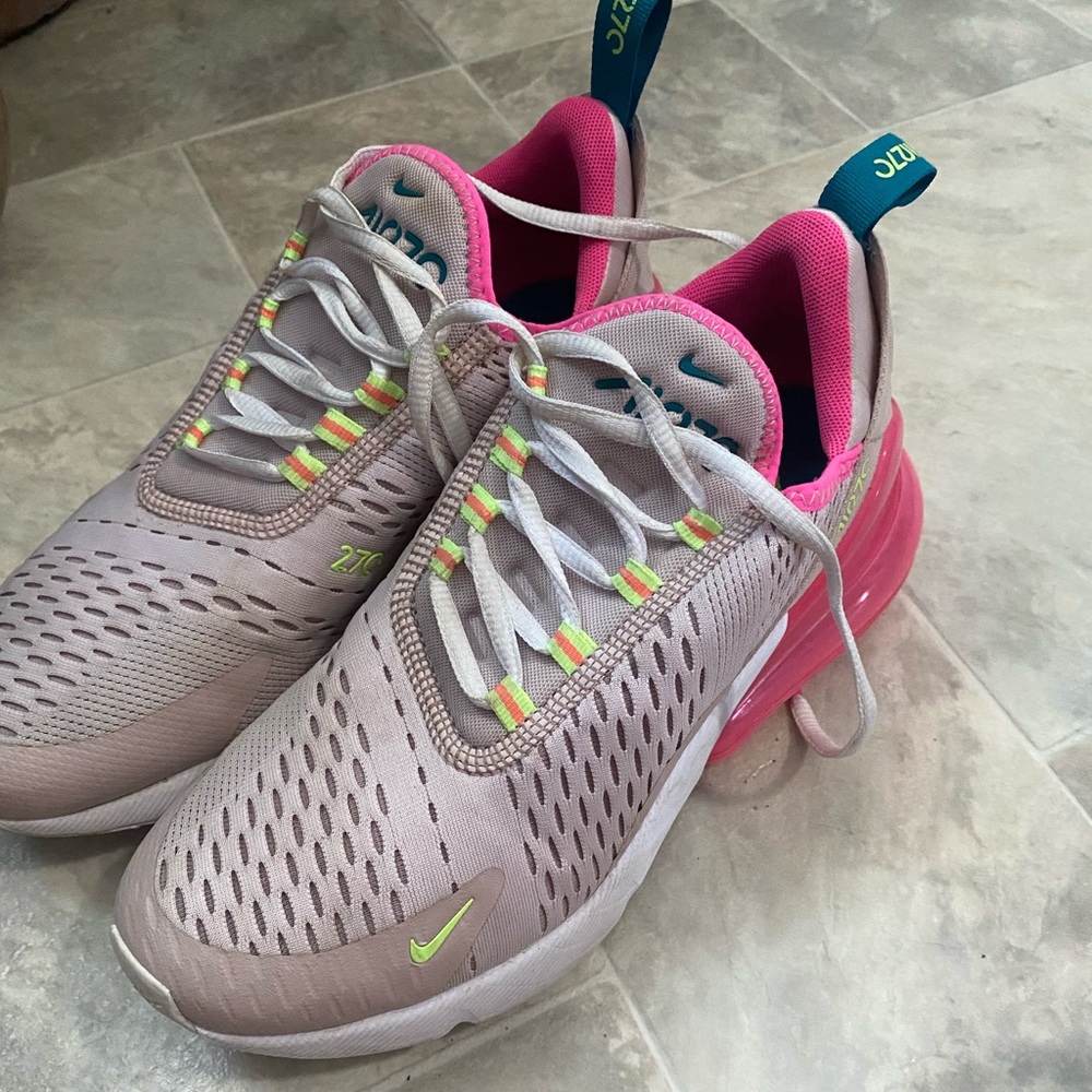 Nike shoes